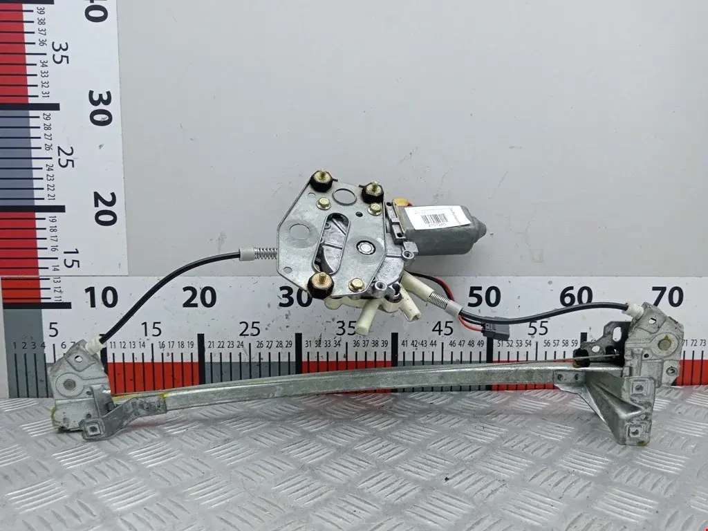 Стеклоподъемник 9647444380, T00173590