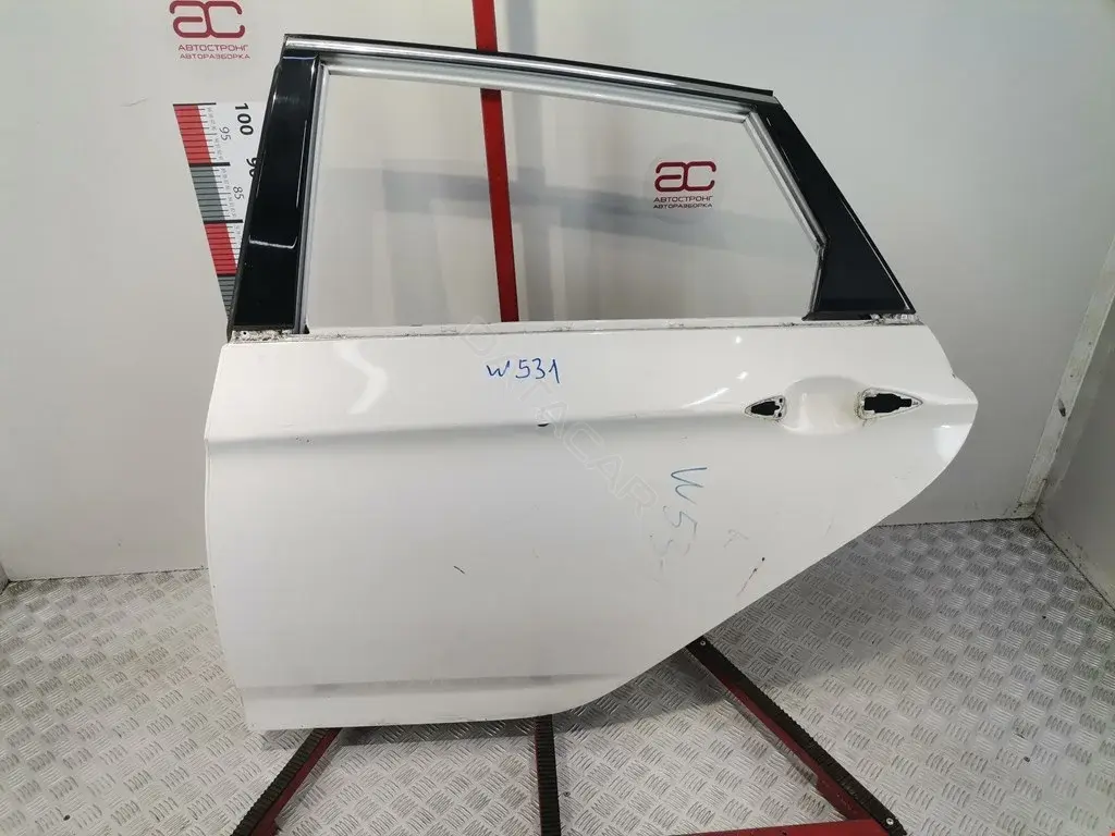 Дверь 770033Z000, 770033Z300