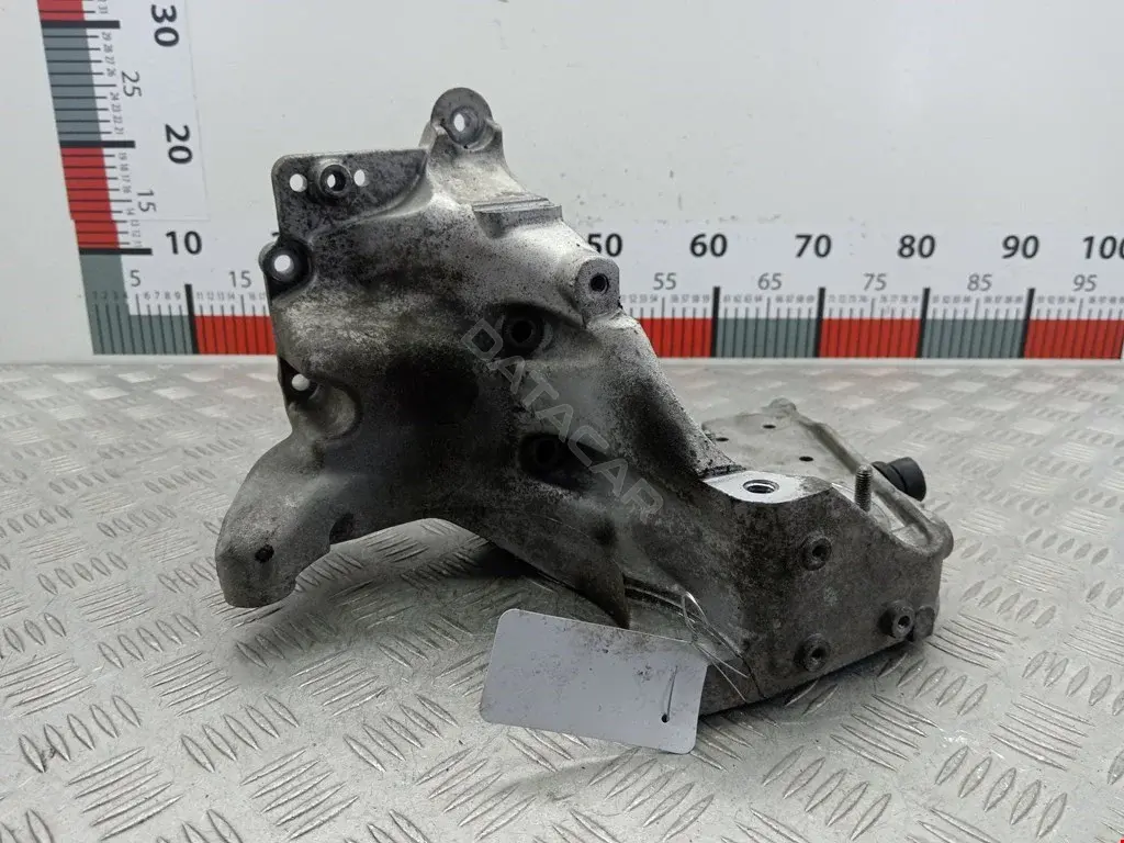 Крепление ТНВД 55196092, 55196096