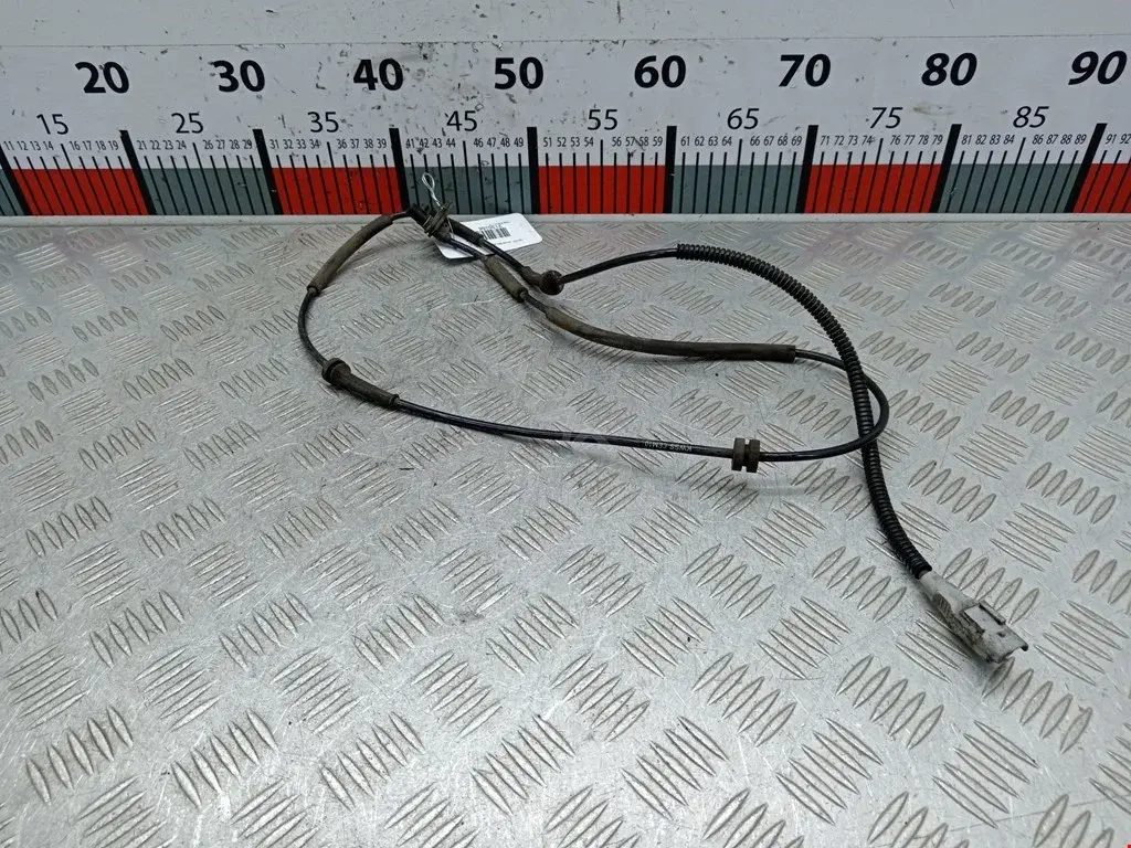 Датчик АБС 1401040880, SU001A1112