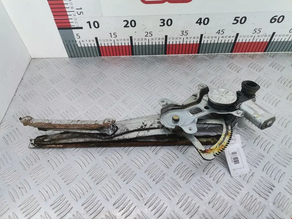 Стеклоподъемник WL5005117R00