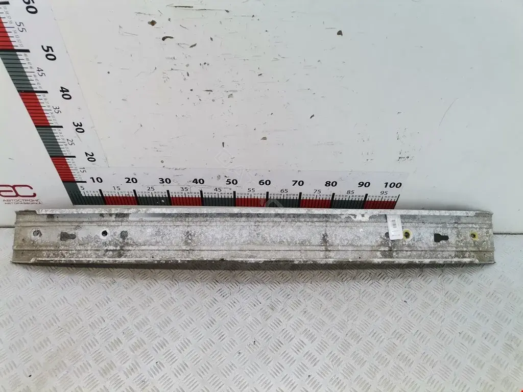 Усилитель бампера 9151661