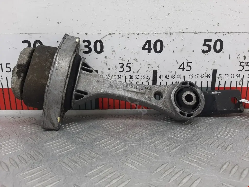 Подушка КПП 1J0199851, 1J0411305A