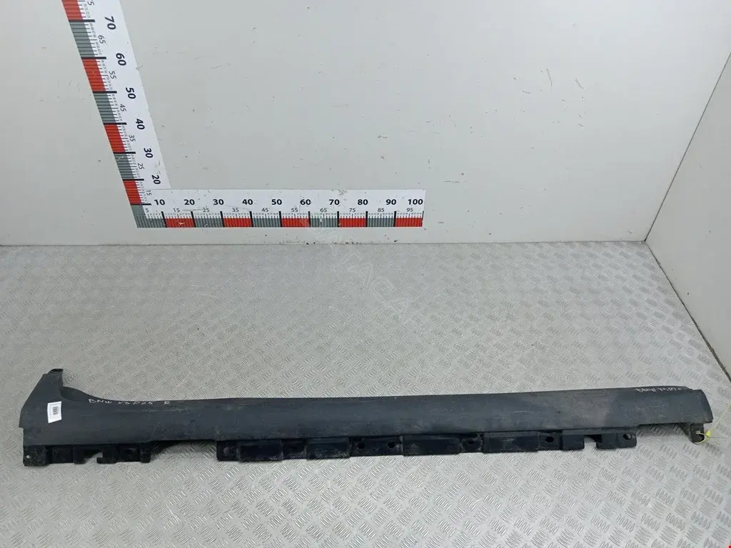 Накладка на порог 51777210080