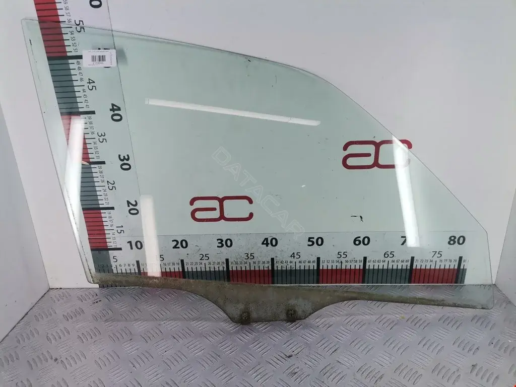 Стекло двери D20158511