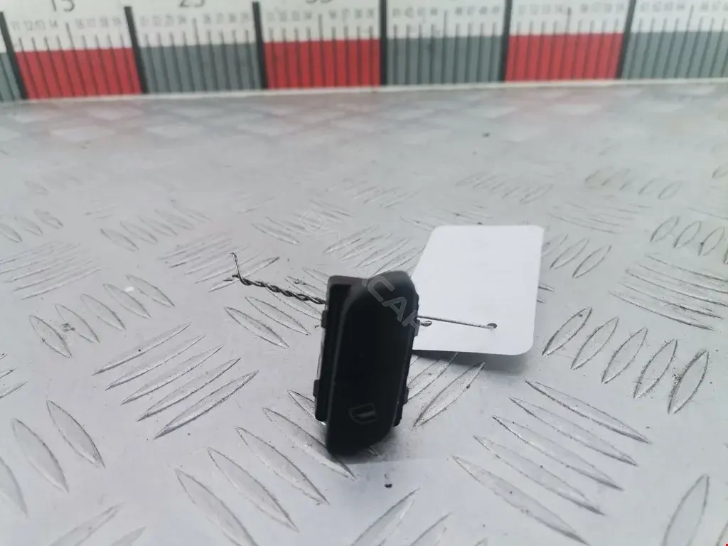 Кнопка стеклоподъемника 000050989010, 114740, 114740755