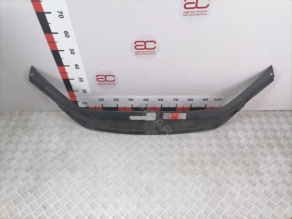 Рамка капота 4L0807081