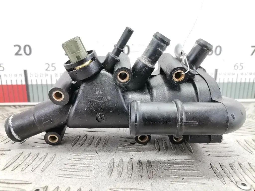 Корпус термостата 2S6G9K478A2B