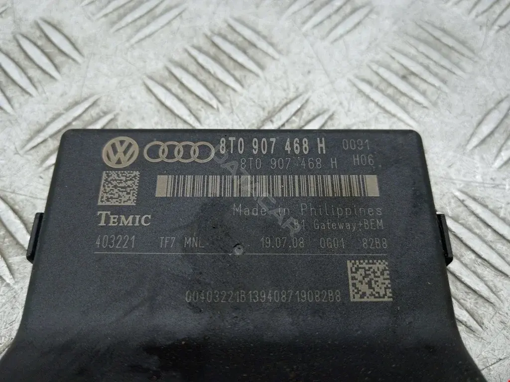 Блок комфорта 8T0907468H