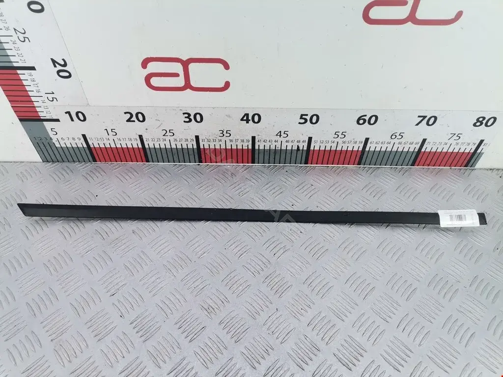 Молдинг двери 3C0853754, 3C0853754A2ZZ, 3C0853754C