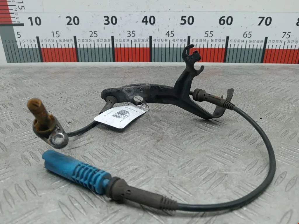 Датчик АБС 6908705