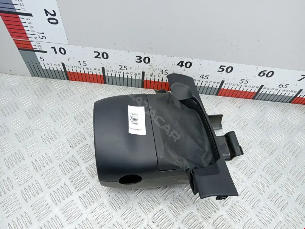 Кожух рулевой колонки 8K0953516
