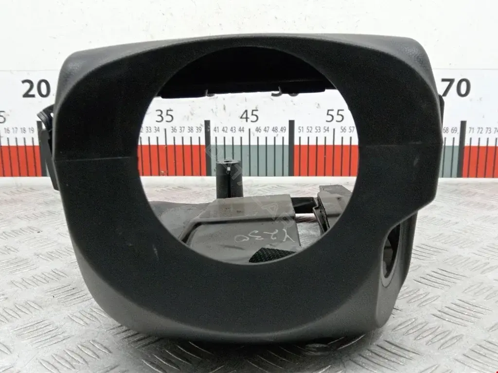 Кожух рулевой колонки BR5S6021XB