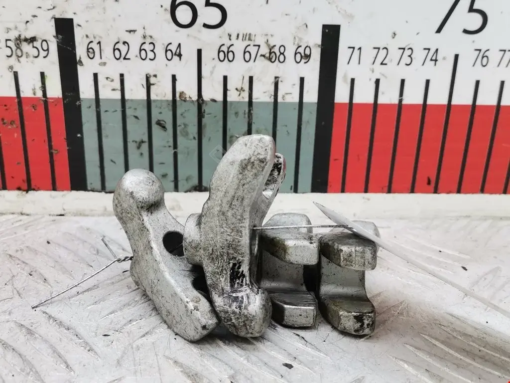 Крепление форсунки 93179048