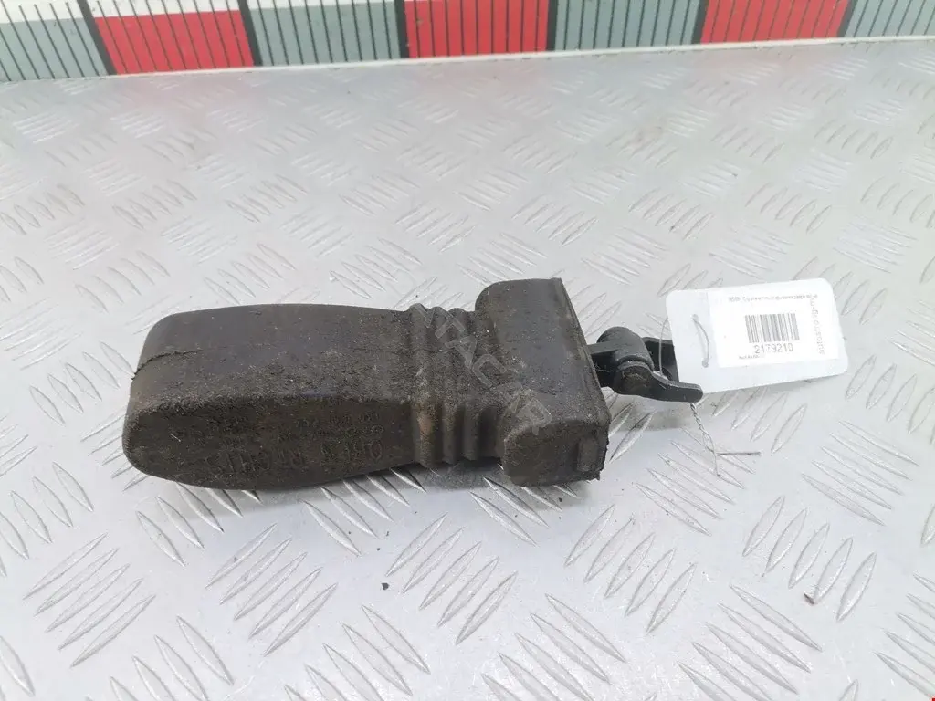 Ограничитель двери 8K0839249
