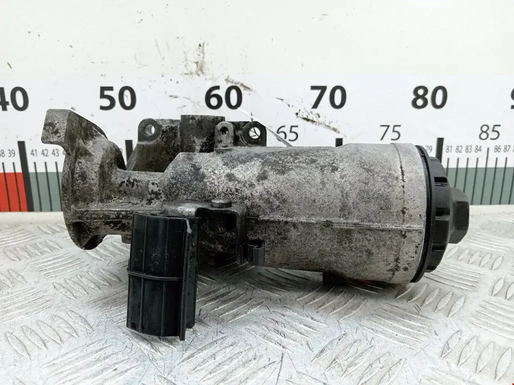 Корпус масляного фильтра 045115389E, 045115389H, 045115389K