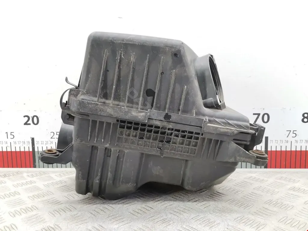 Корпус воздушного фильтра 28110A5800