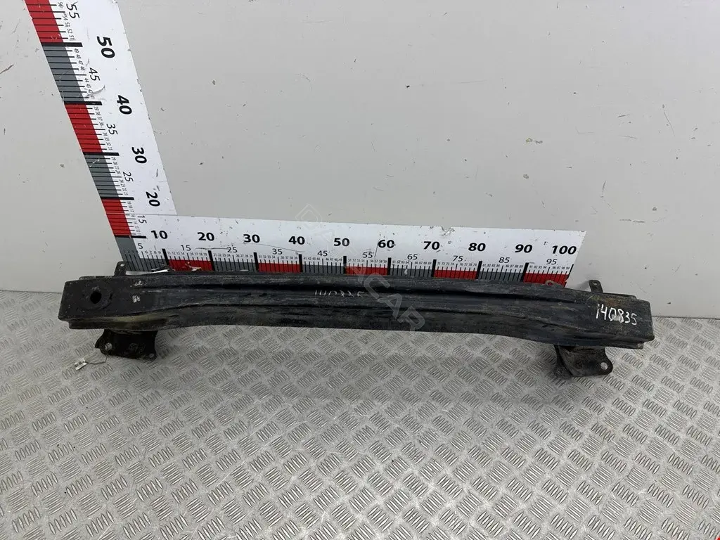 Усилитель бампера 05339360, 1052025SX, 1T0807109A