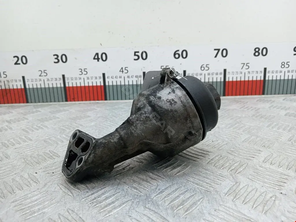 Корпус масляного фильтра 030115466A, 03D115403D, 03D115466A