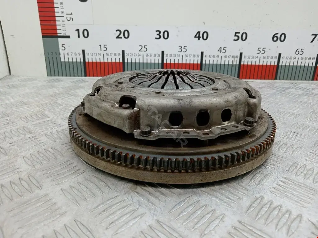 Маховик 03D105269, 03D105269D, 03D105270