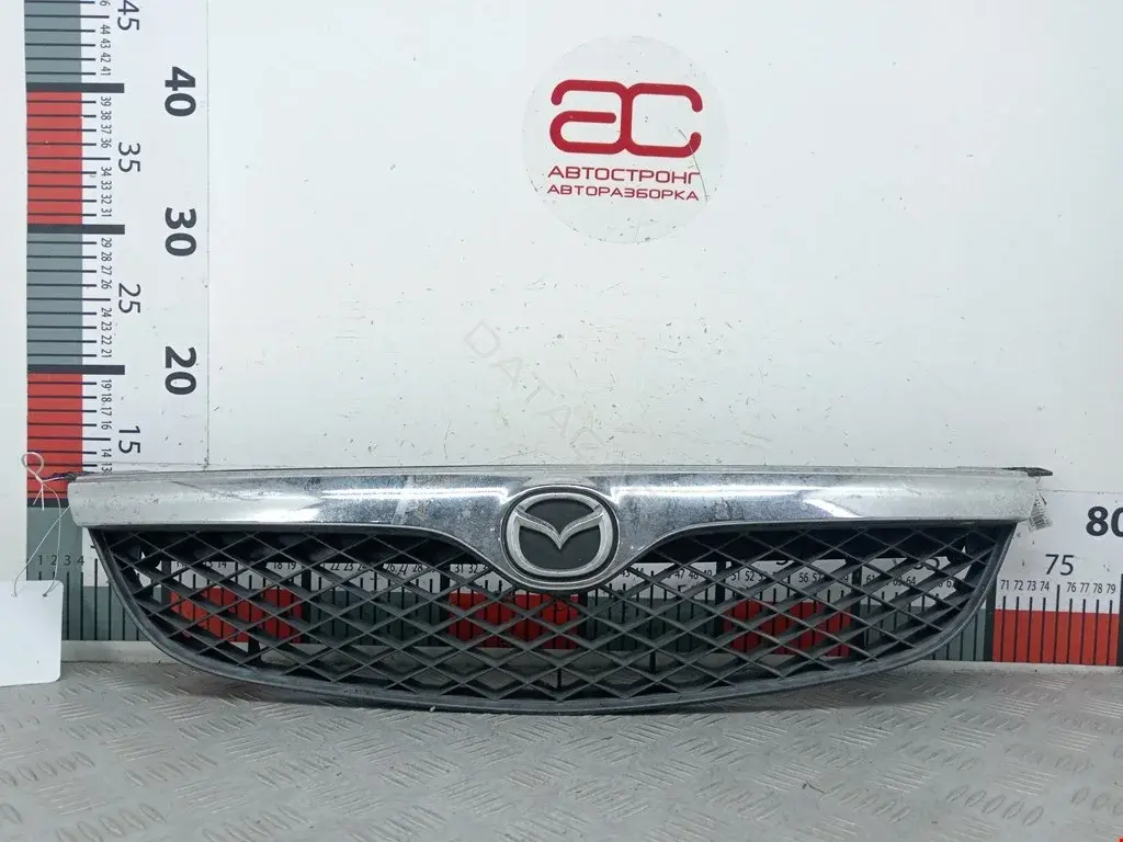 Решетка радиатора GE4V50719