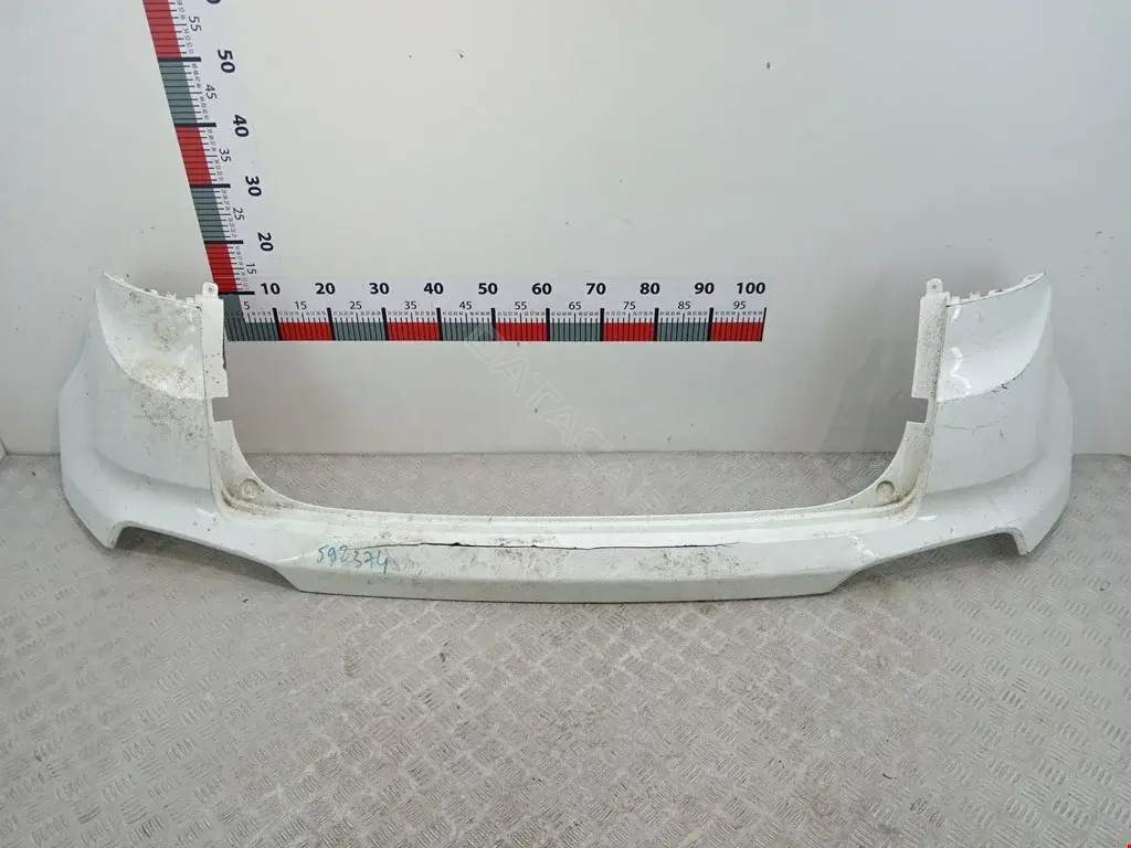 Задний бампер 1AHC1B10R, 1AHC1B10RPGU, 3179950