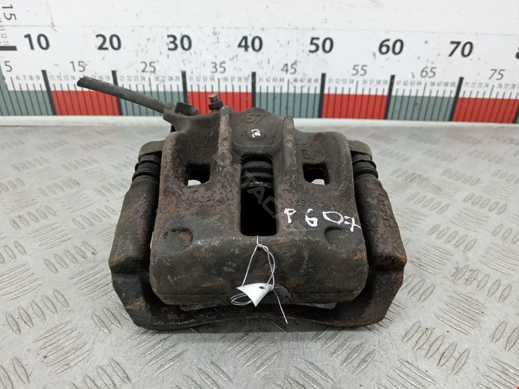 Суппорт тормозной 2204282