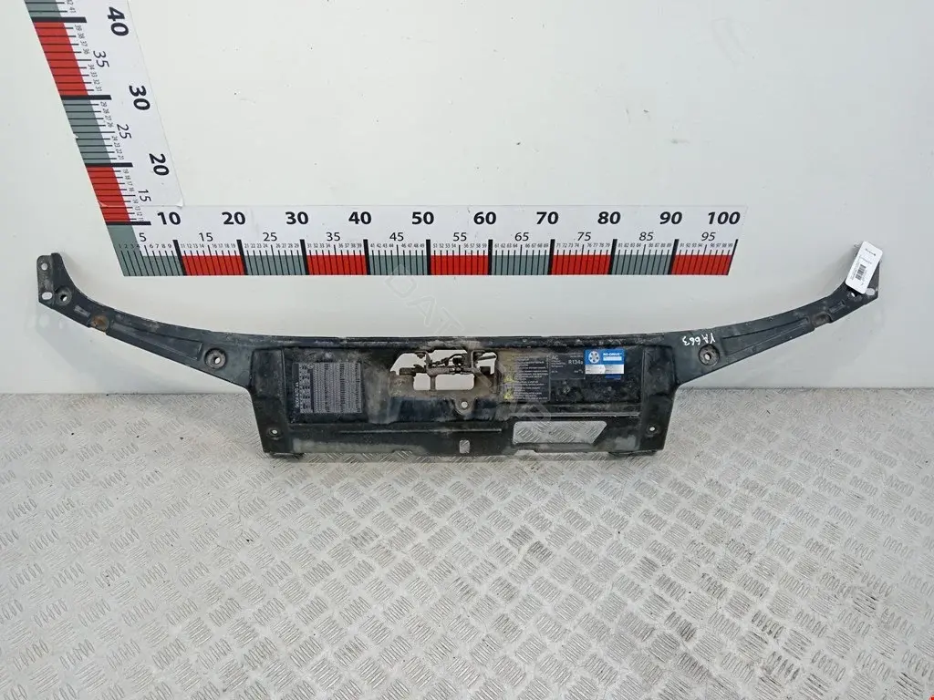 Панель передняя 6913041, 6913041QT, 6Y0805588H