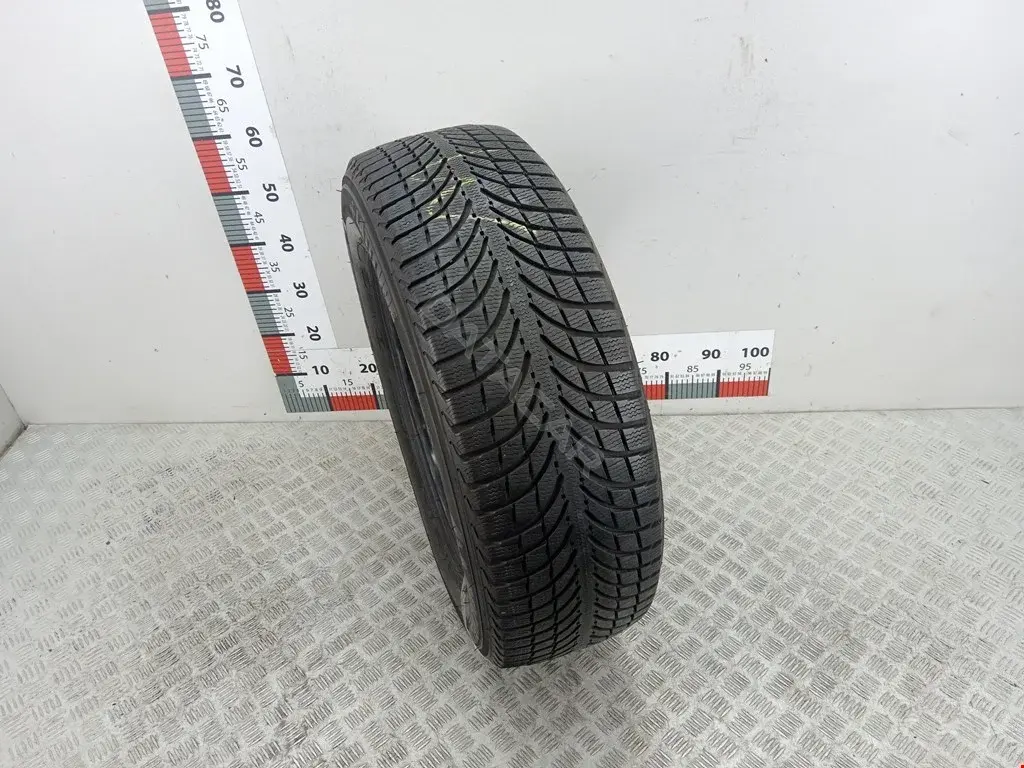 Шины 235, 65R17