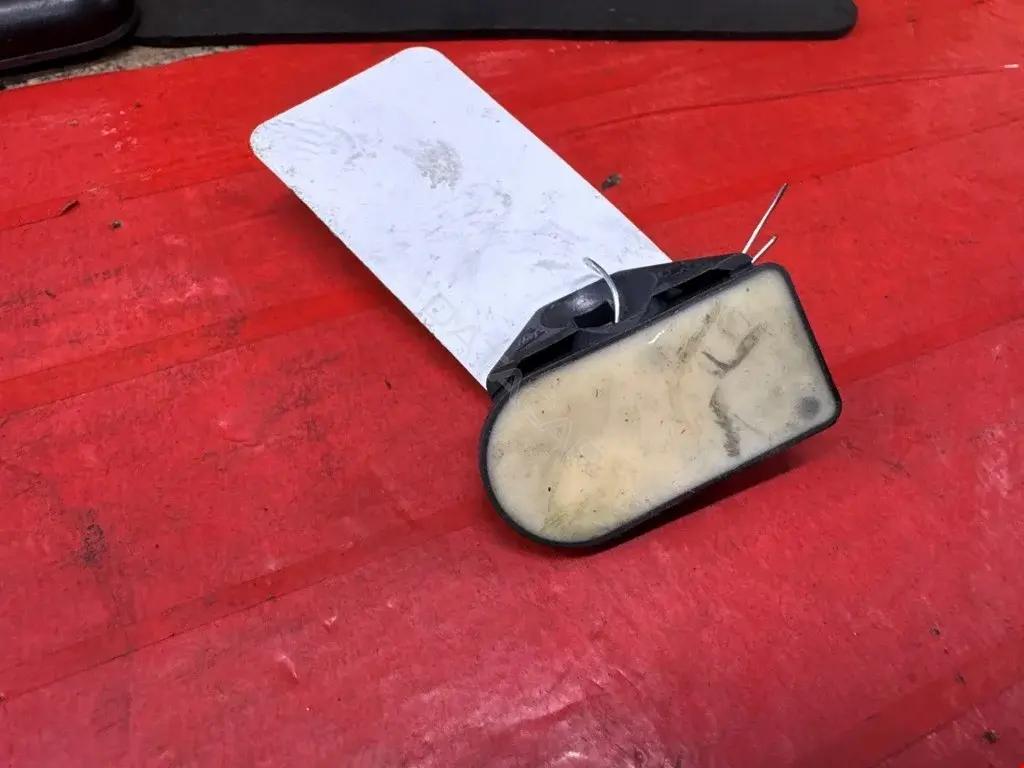 Датчик давления в шинах 36106877936, 6877936, LM05585