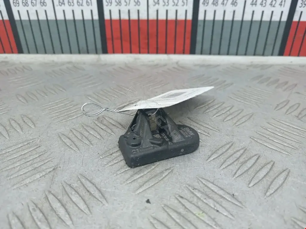 Датчик давления в шинах 36106877936, 6877936, LM05585