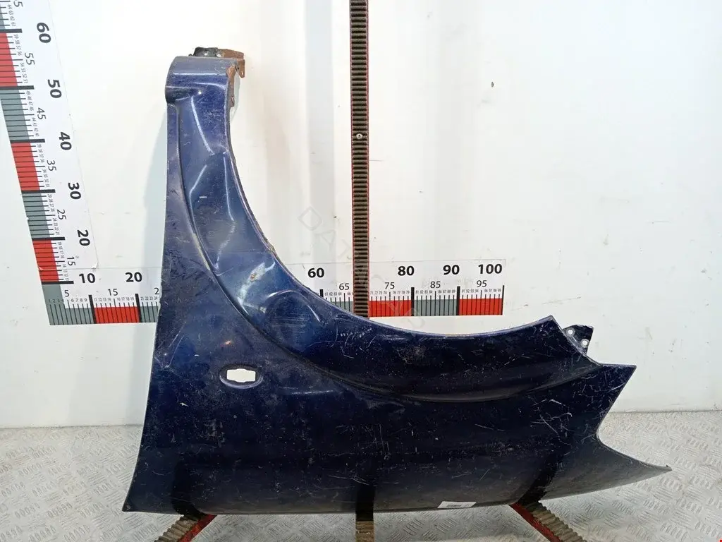 Крыло переднее 7840N2