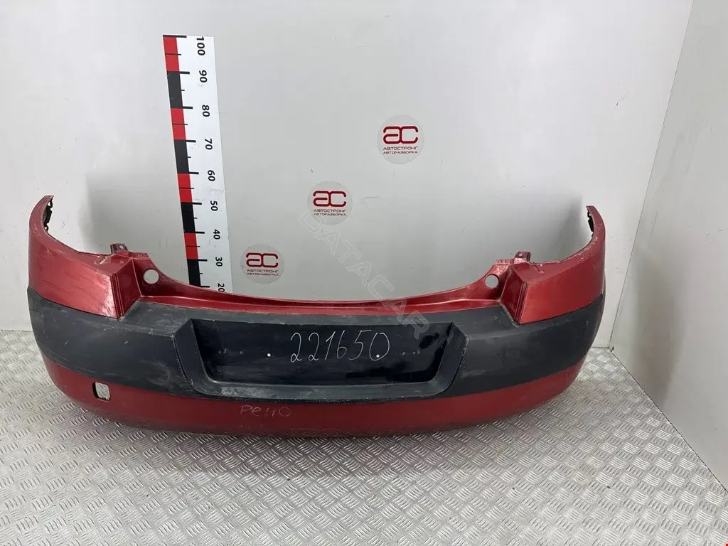 Задний бампер 8200142401, 850107698R, MG02300