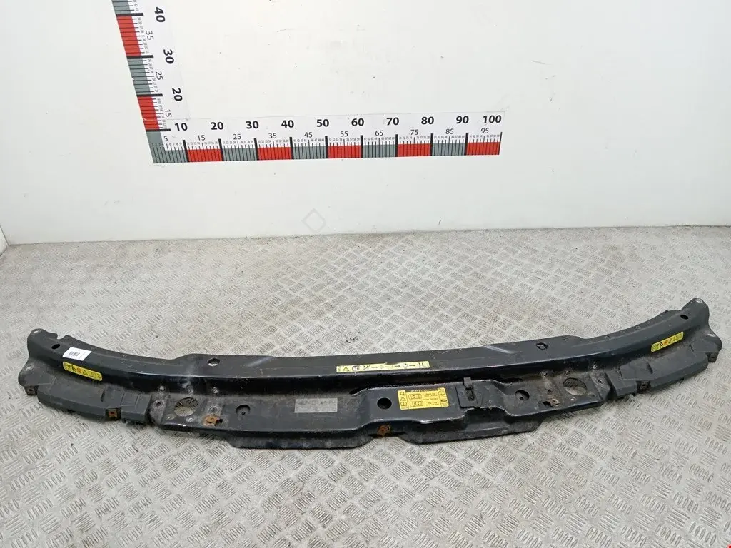 Рамка капота ABG760040, ABG760050, DHU000100