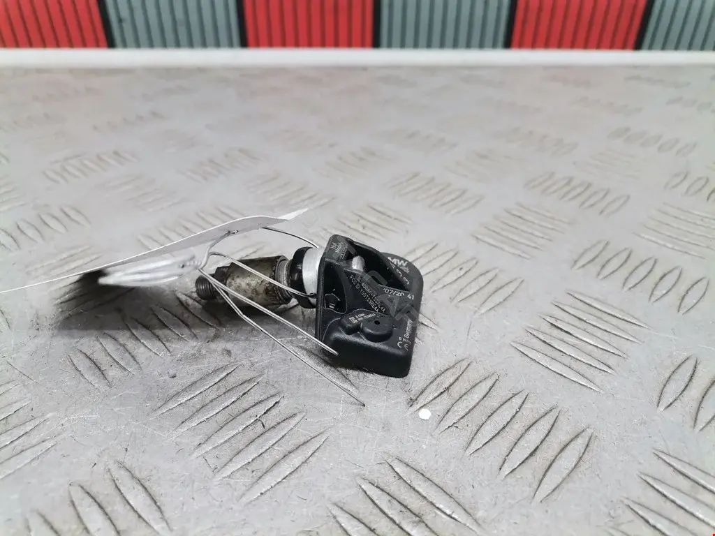 Датчик давления в шинах 36106877936, 6877936, LM05585