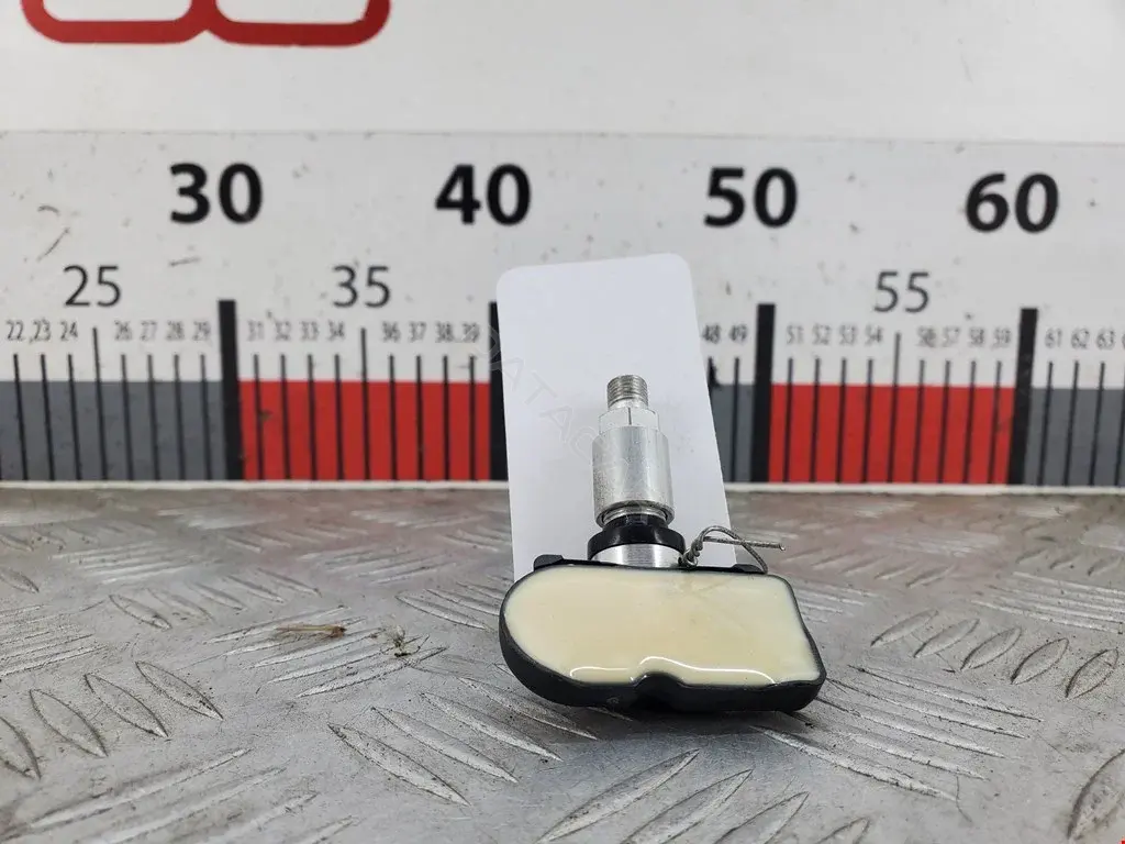 Датчик давления в шинах 36106877936, 6877936, LM05585