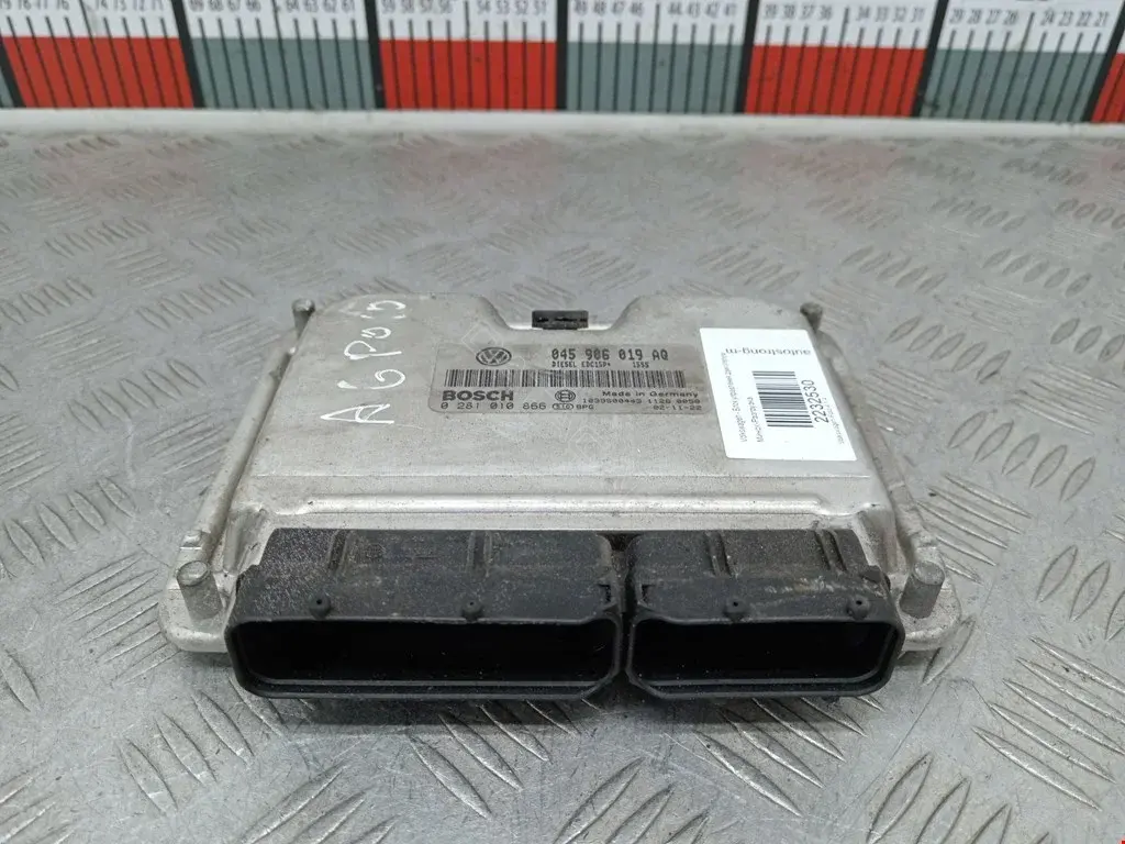 Блок управления двигателем 0281010866, 045906019AQ