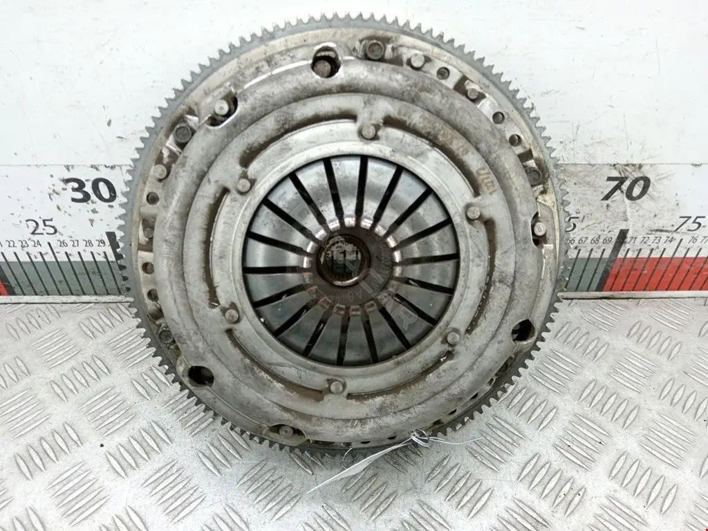 Маховик 03D105269, 03D105269D, 03D105270