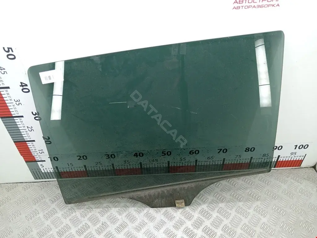 Стекло двери C24373511A