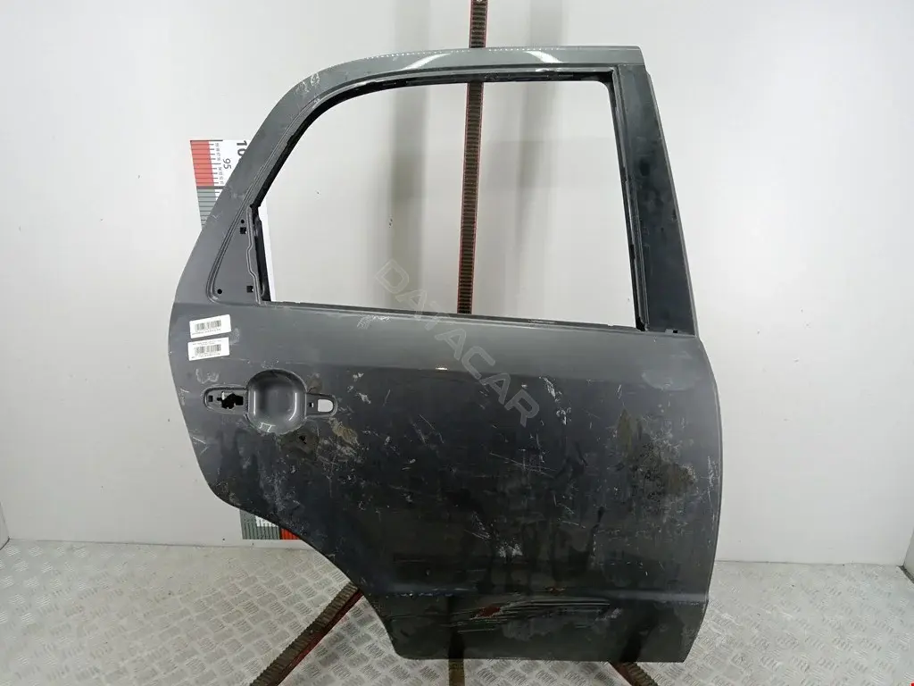 Дверь 6800379J00, 6800379J00000