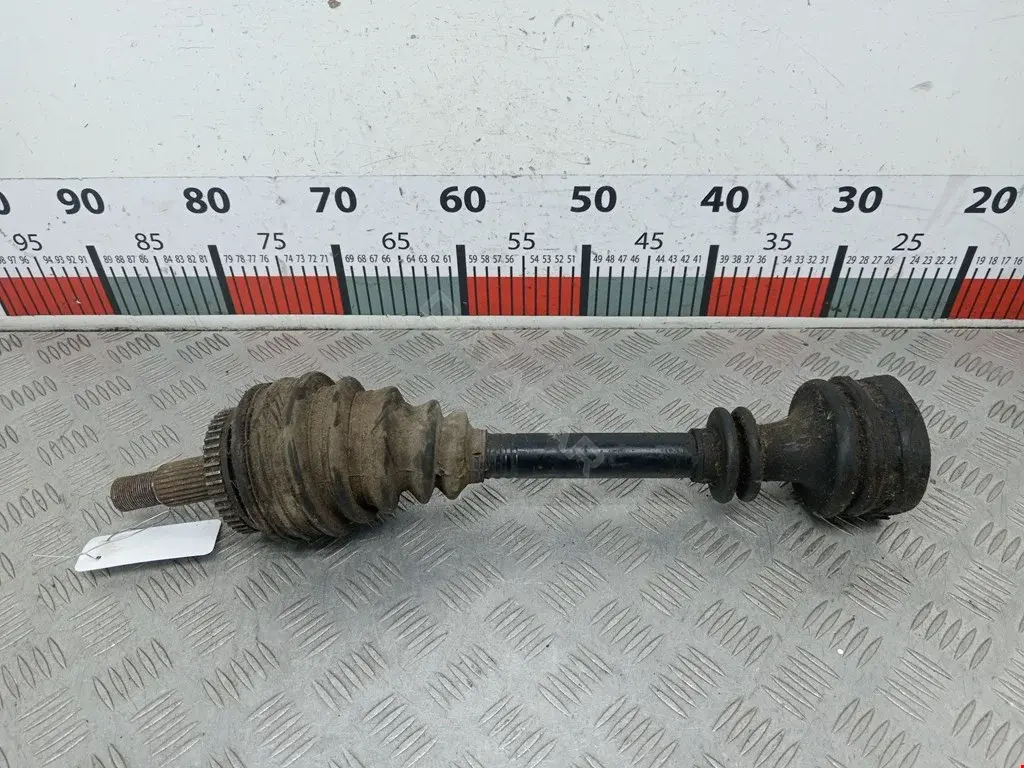 Приводной вал / Полуось 2232720