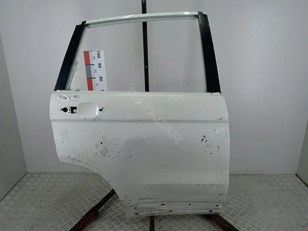 Дверь 67510SWAA00