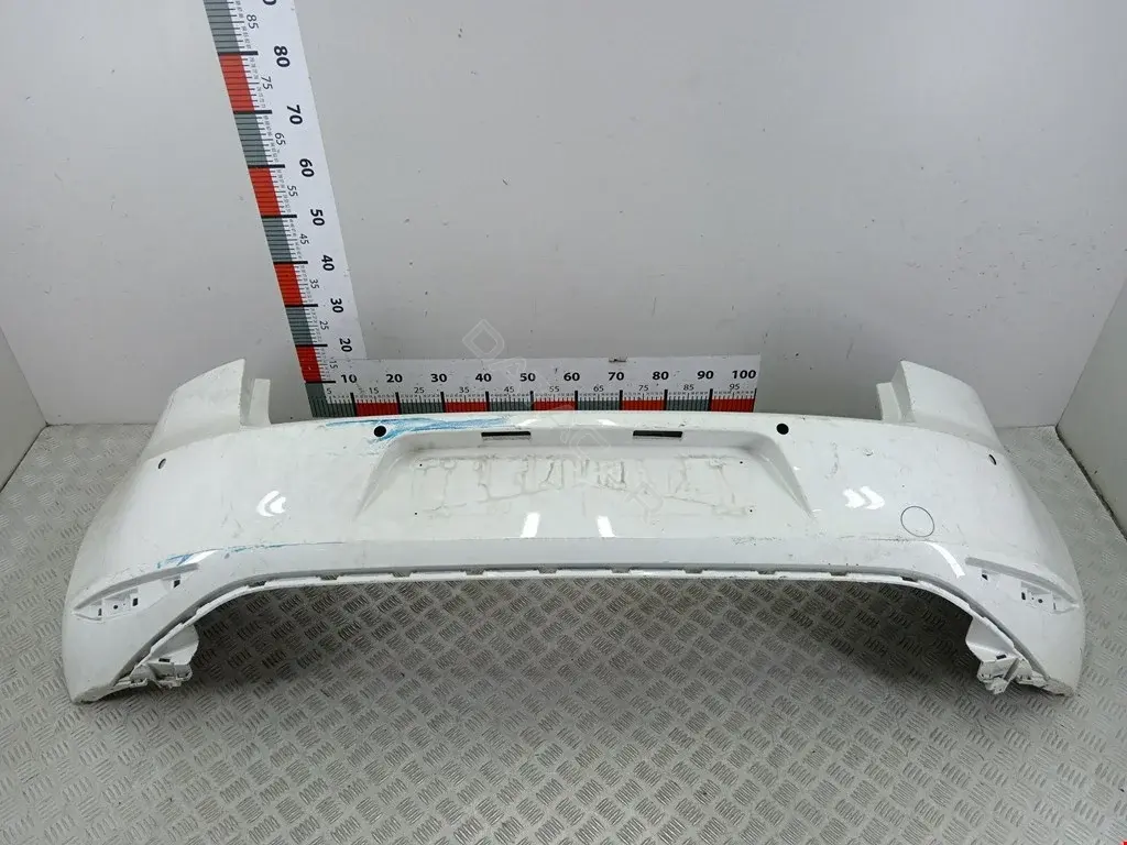 Задний бампер 5G6807421, 5K6807417