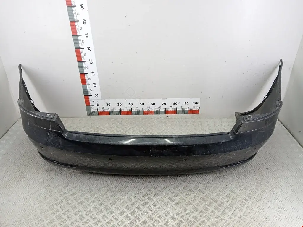 Задний бампер 1ZU807417, 1ZU807421