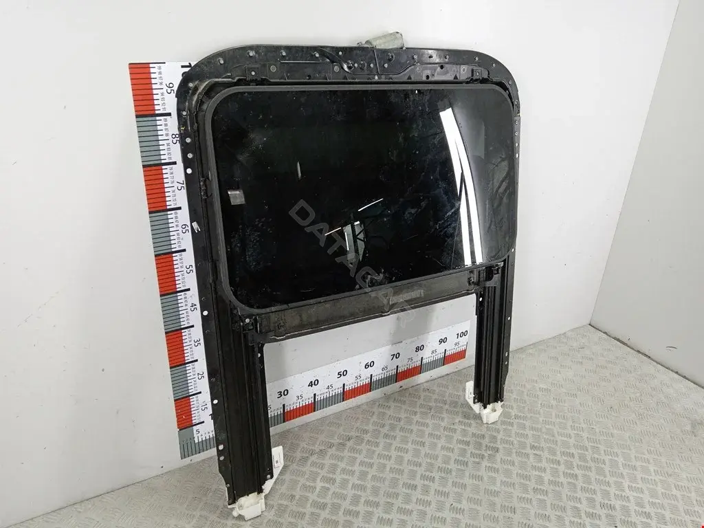 Люк 4F9877043F