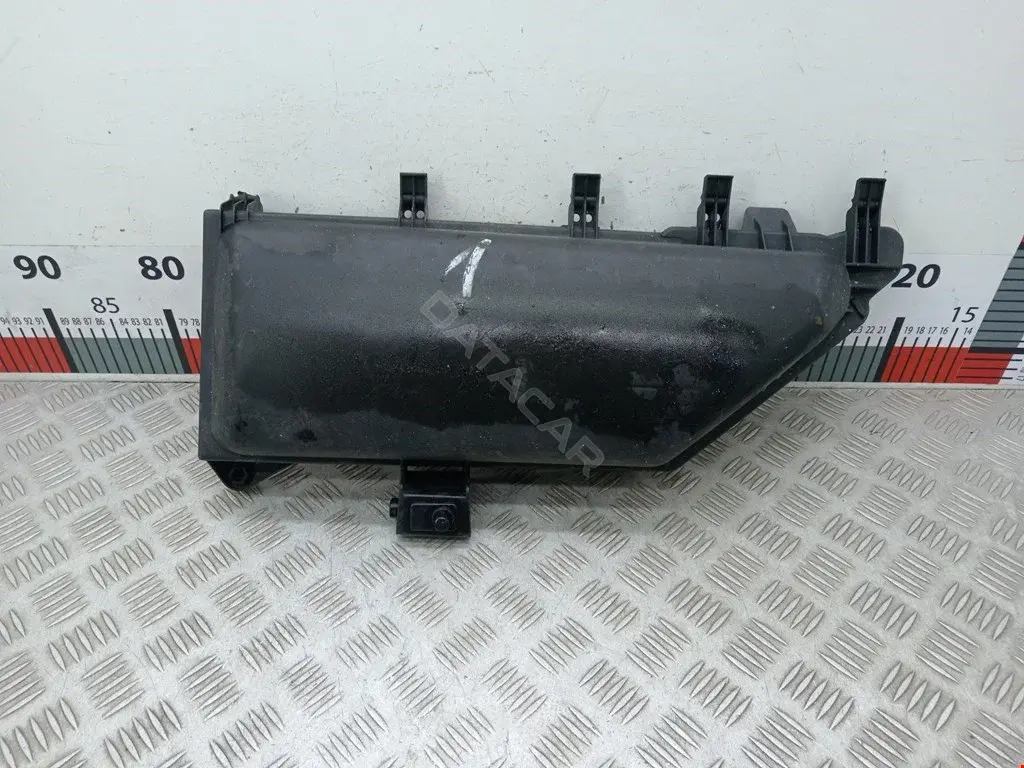 Крышка корпуса салонного фильтра 64316913504, 6913504
