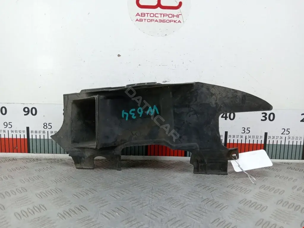 Воздуховод 51118174843, 51718159421