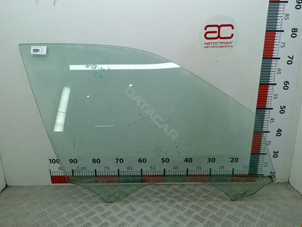 Стекло двери 51337137014