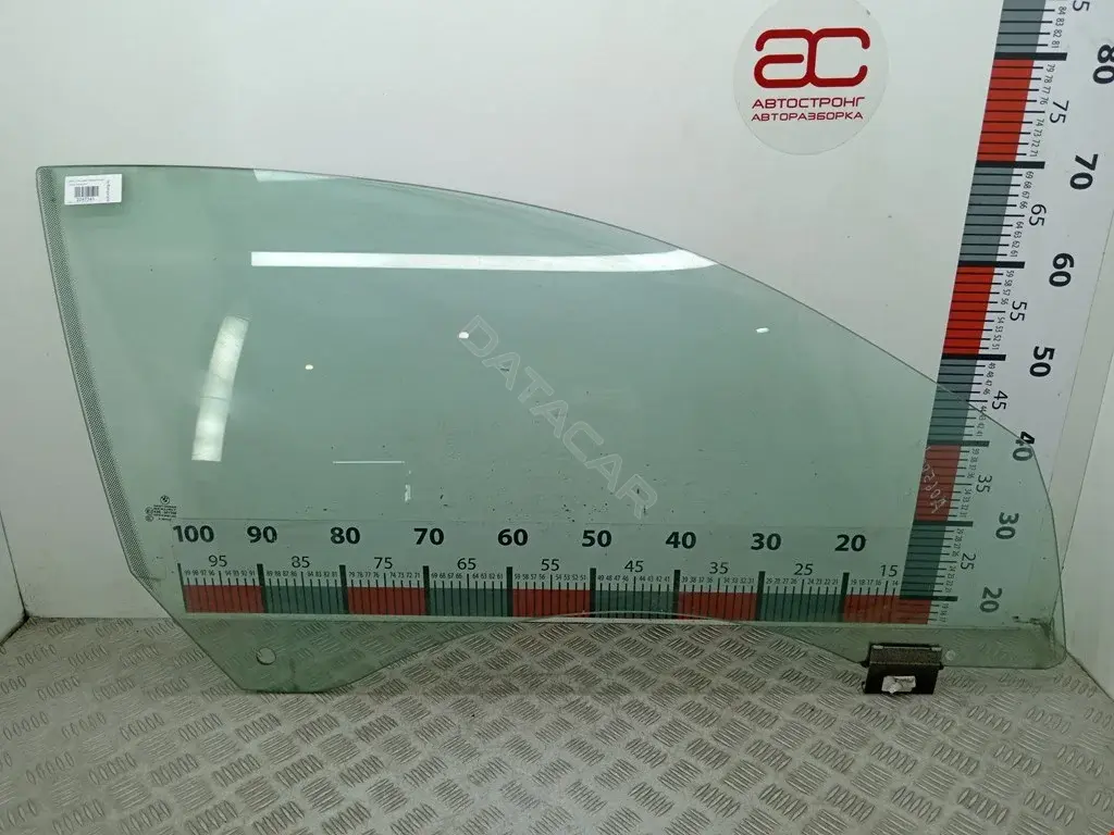Стекло двери 51337009710