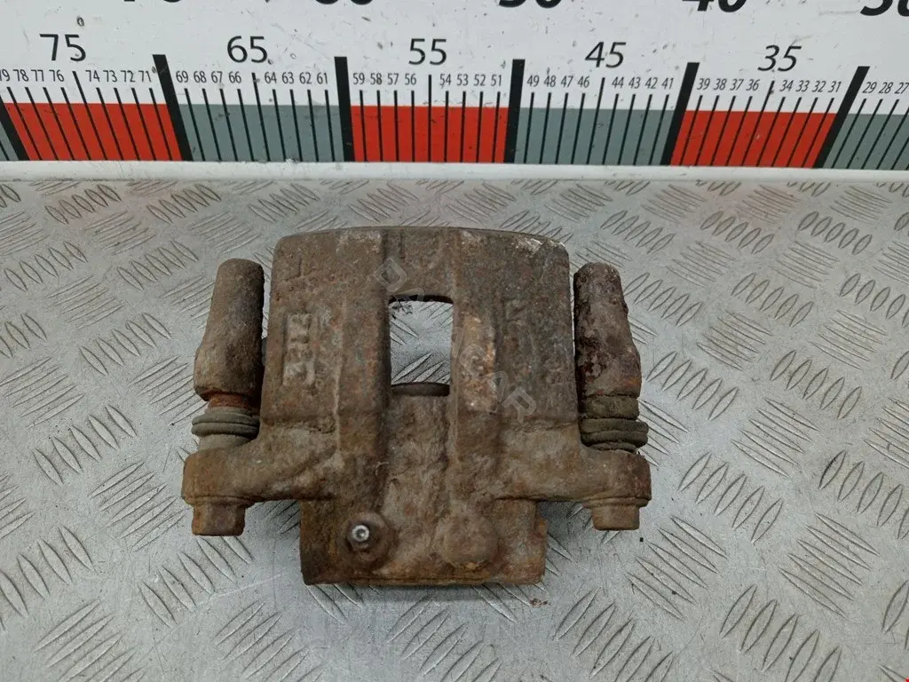 Суппорт тормозной 2250542